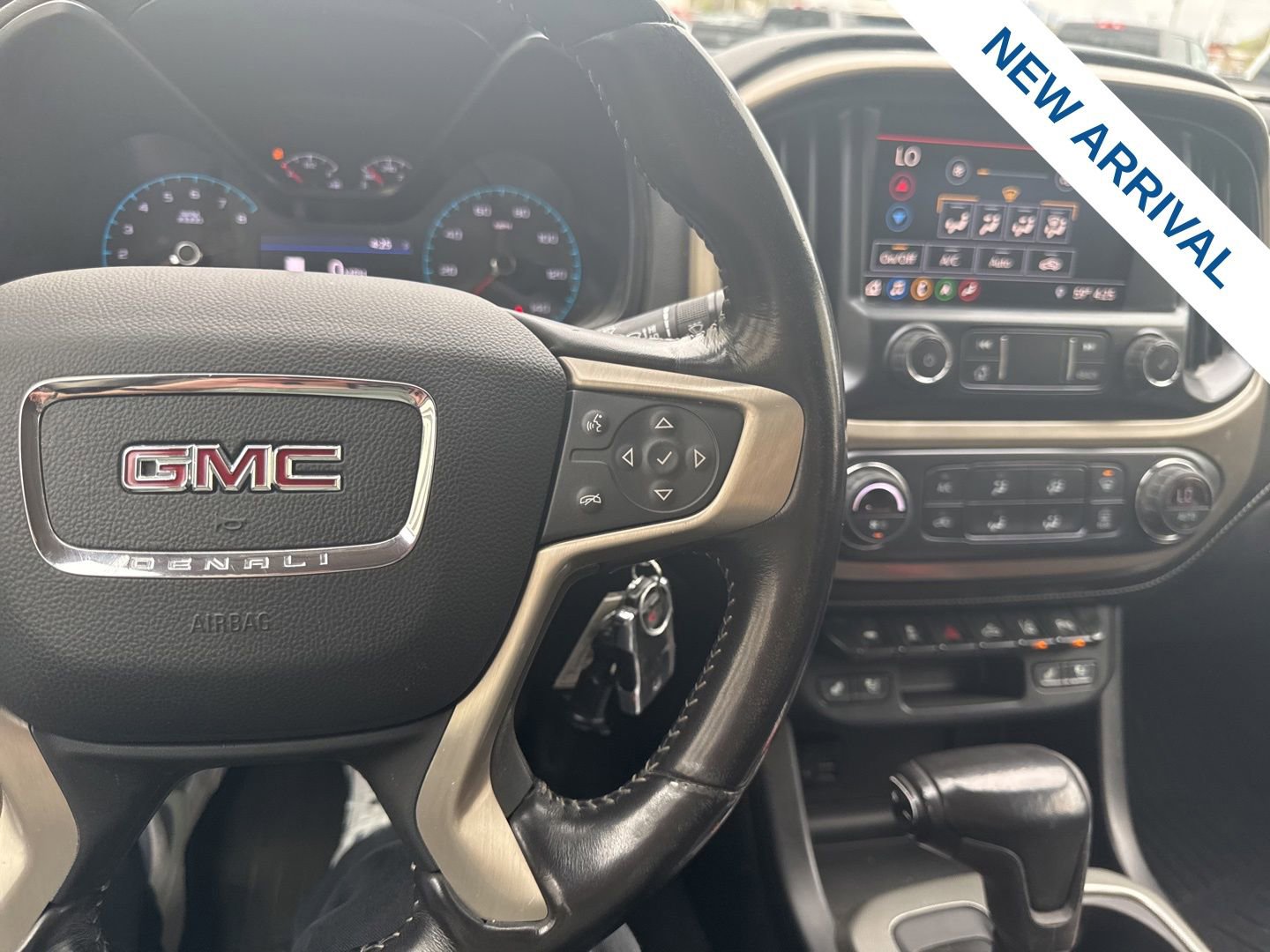 Used 2020 GMC Canyon Denali image 22
