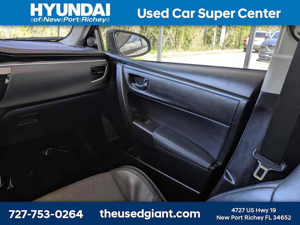Used 2016 Toyota Corolla S image 17