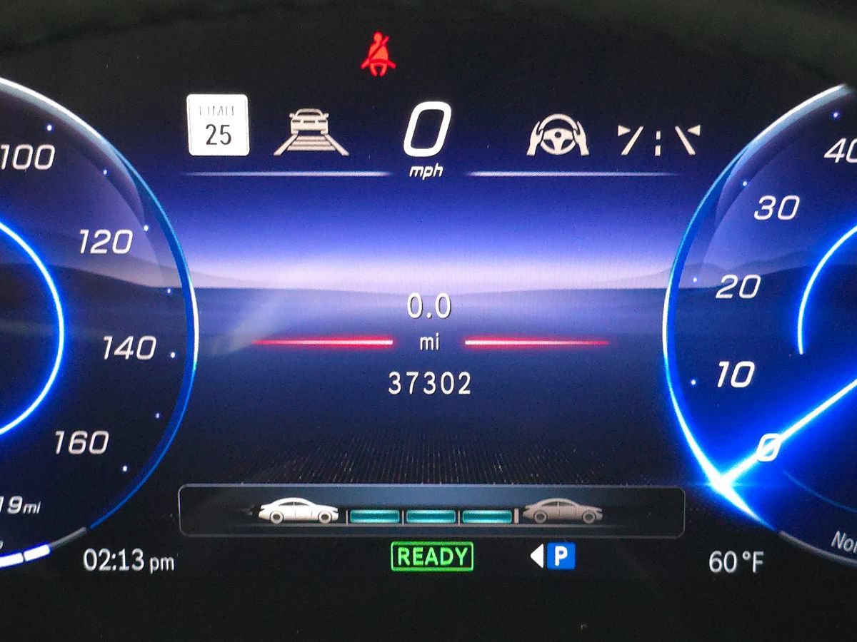 Used 2023 Mercedes-Benz EQE 350+ 4MATIC SUV w/ Exclusive Trim Package image 36