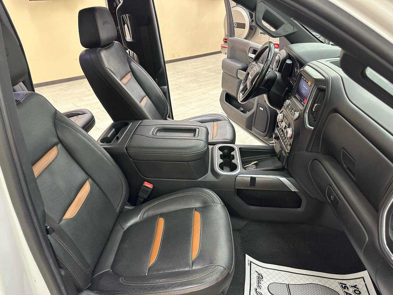 Used 2019 GMC Sierra 1500 AT4 w/ AT4 Premium Package AWD/4WD image 44