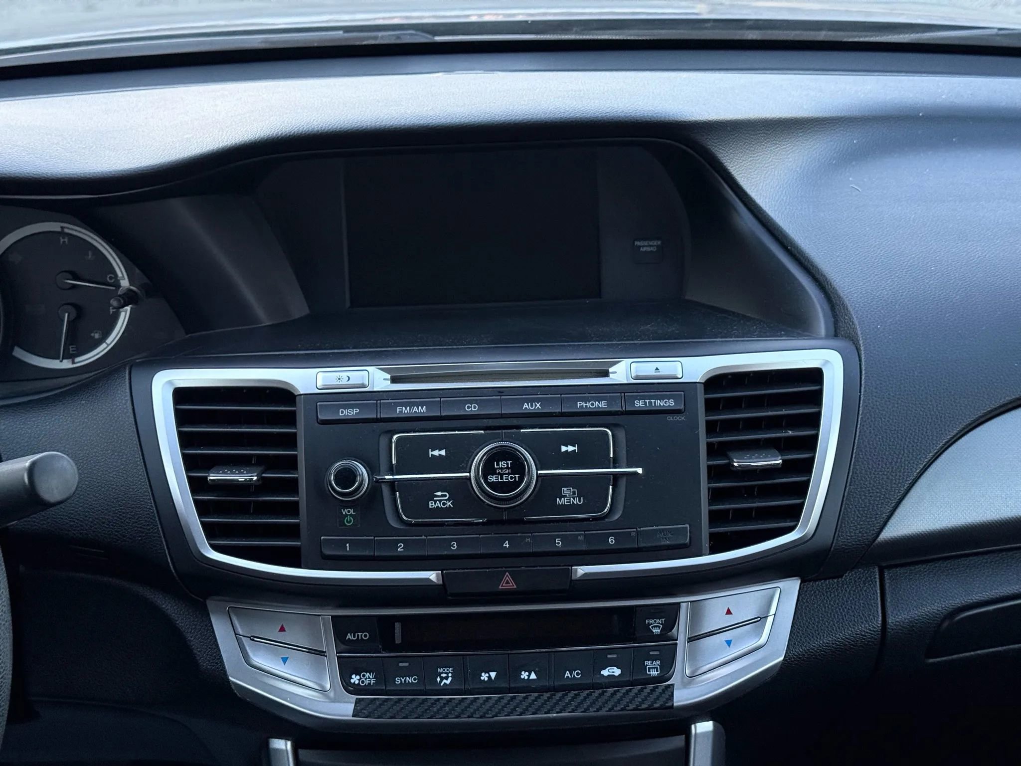 Used 2015 Honda Accord LX image 29