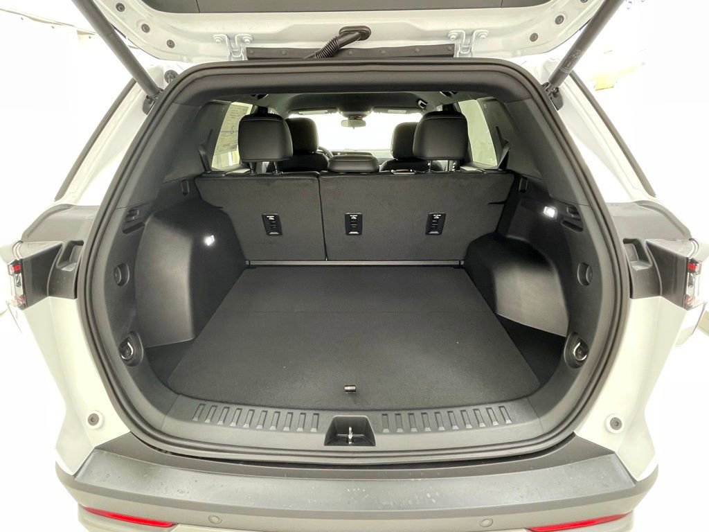 New 2026 Chevrolet Equinox LT image 8