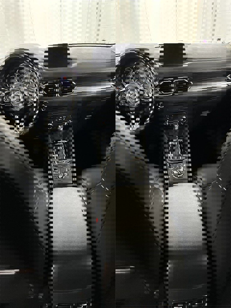 Used 2020 MAZDA CX-5 Touring image 23