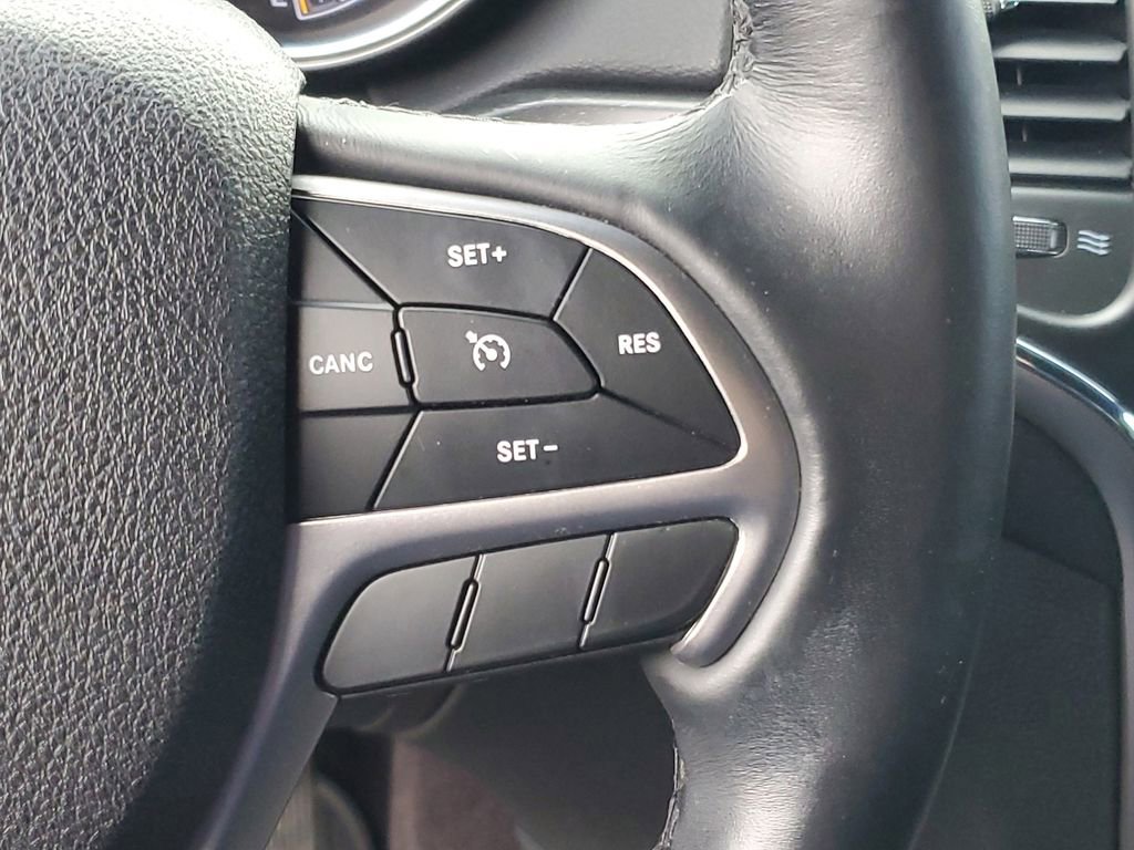 Used 2018 Jeep Grand Cherokee Altitude image 14
