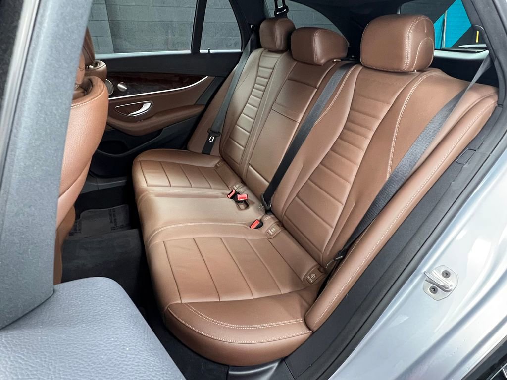 Used 2023 Mercedes-Benz E 450 4MATIC All-Terrain Wagon image 21