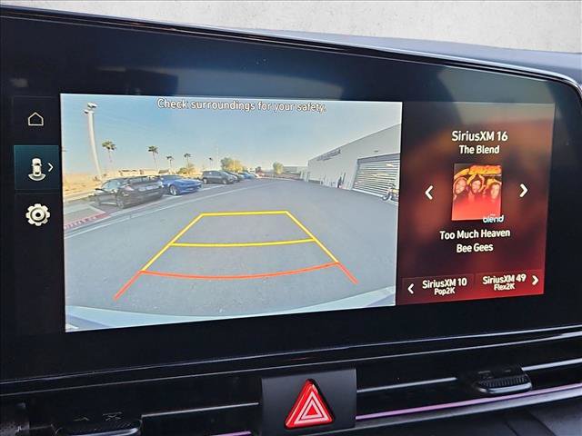 Used 2025 Hyundai Elantra SEL FWD image 14