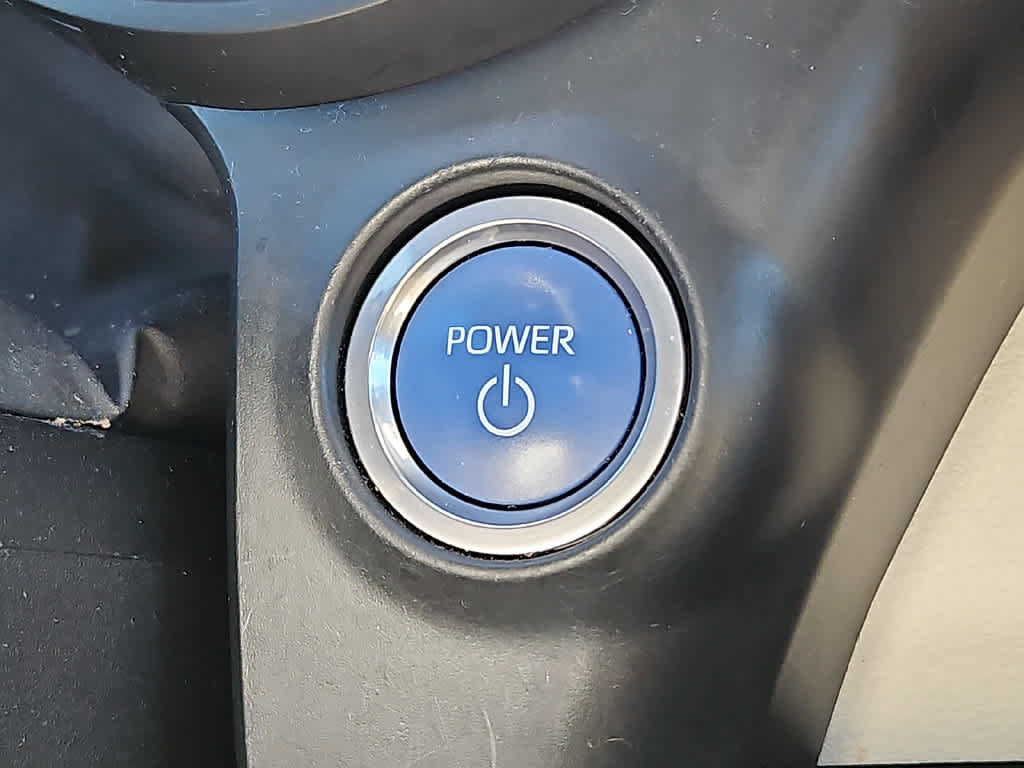 Used 2021 Toyota Sienna XLE FWD image 23