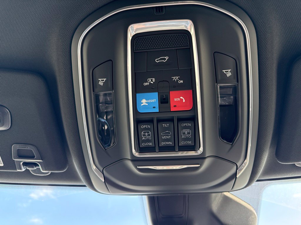 New 2027 Jeep Grand Cherokee Limited AWD/4WD image 37