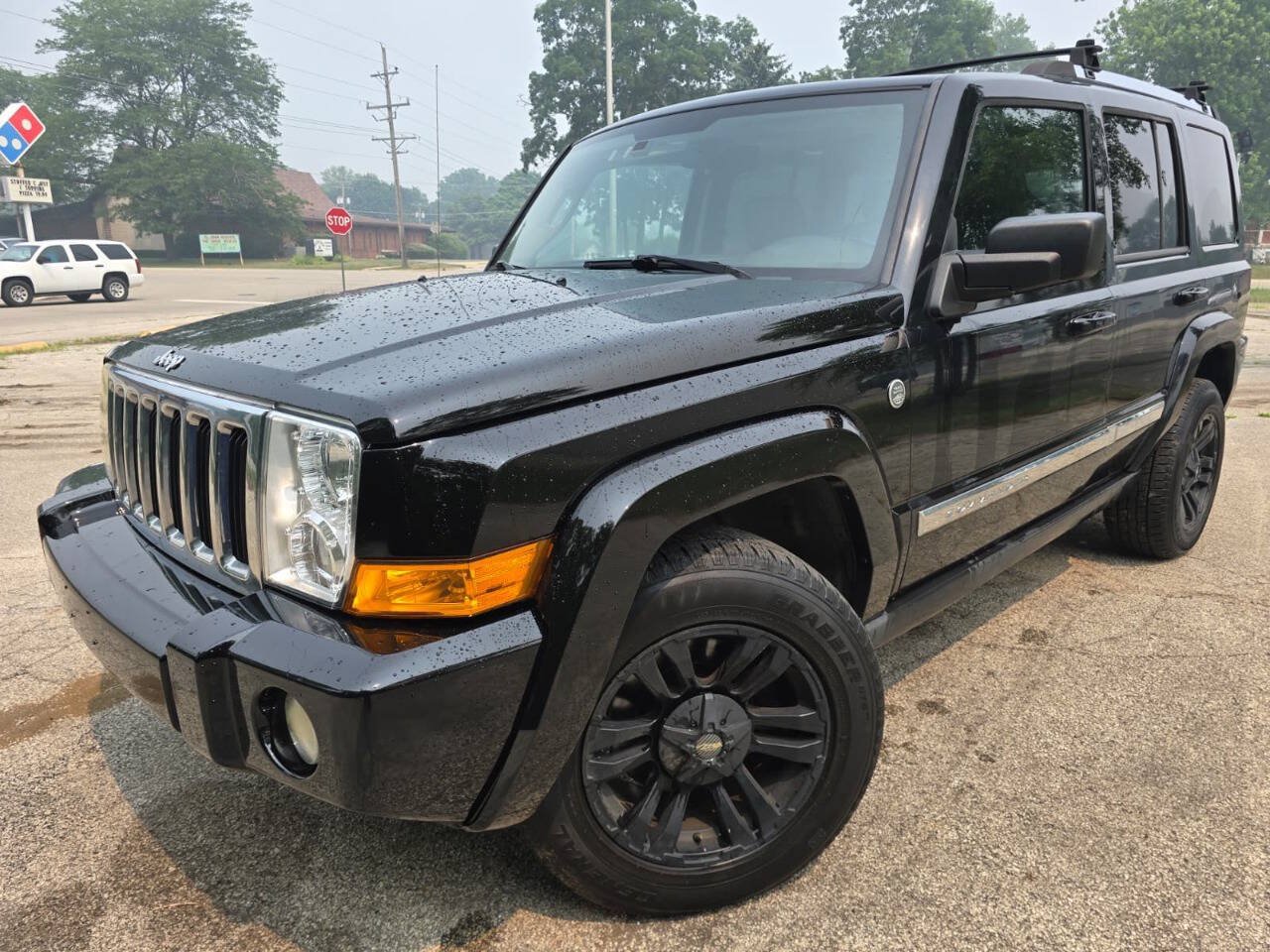 Used 2008 Jeep Commander Limited AWD/4WD image 1