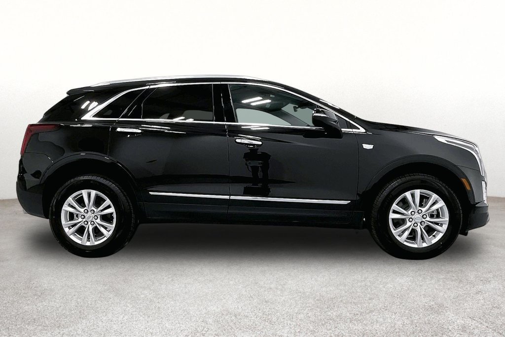 New 2026 Cadillac XT5 Luxury w/ LPO, Floor Liner Package FWD image 8