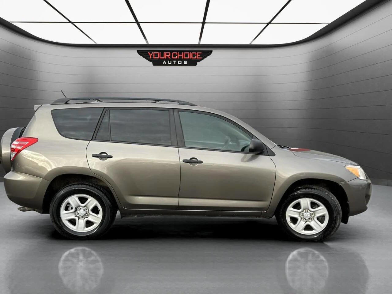Used 2012 Toyota RAV4 4WD image 10