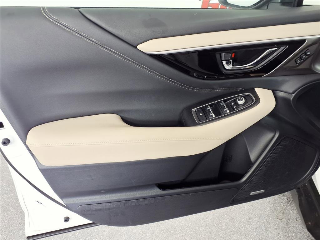 Certified 2025 Subaru Outback Limited image 16