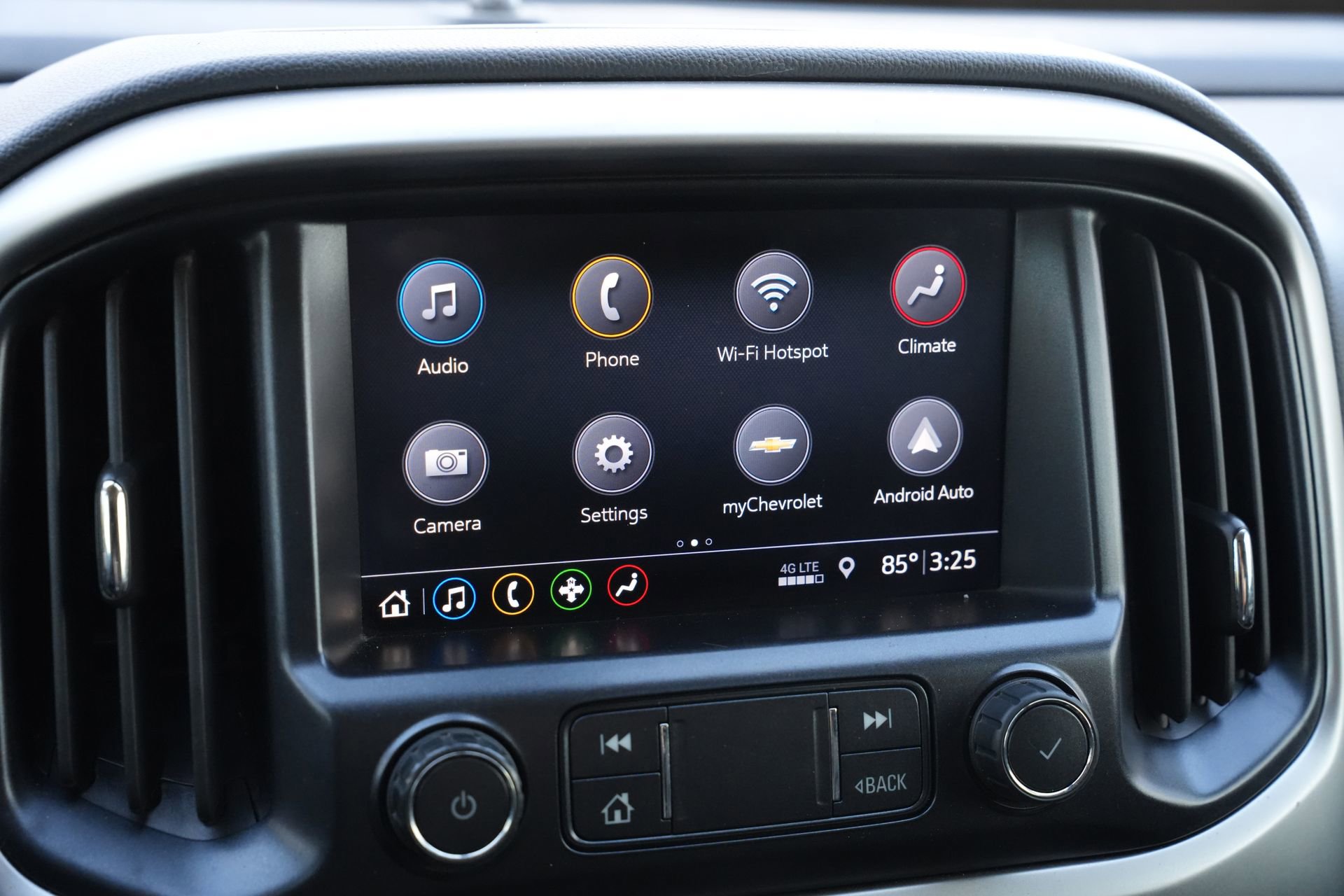 Used 2019 Chevrolet Colorado ZR2 AWD/4WD image 12