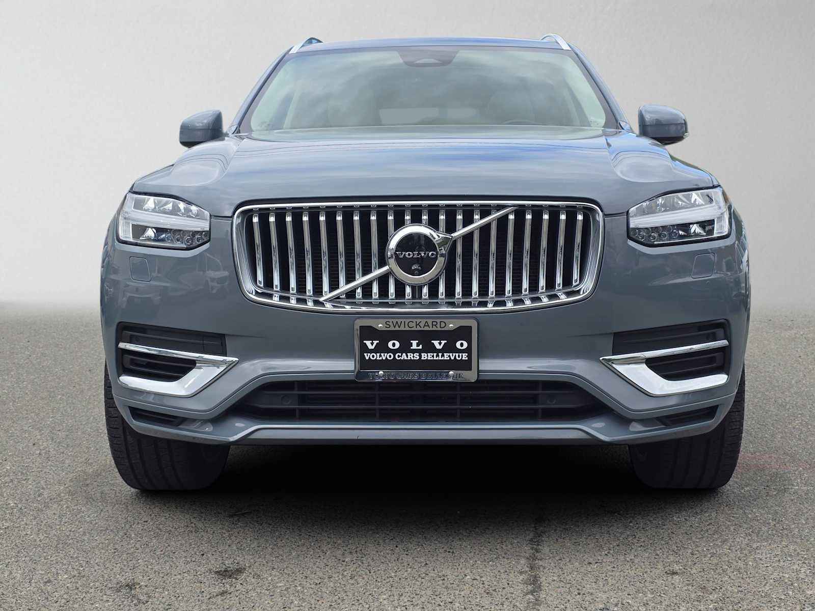 Used 2023 Volvo XC90 T8 Ultimate w/ Lounge Package AWD/4WD image 9