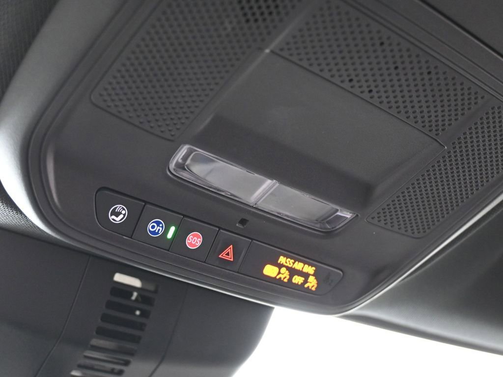 Used 2024 Chevrolet Traverse Z71 w/ Enhanced Driving Package image 21