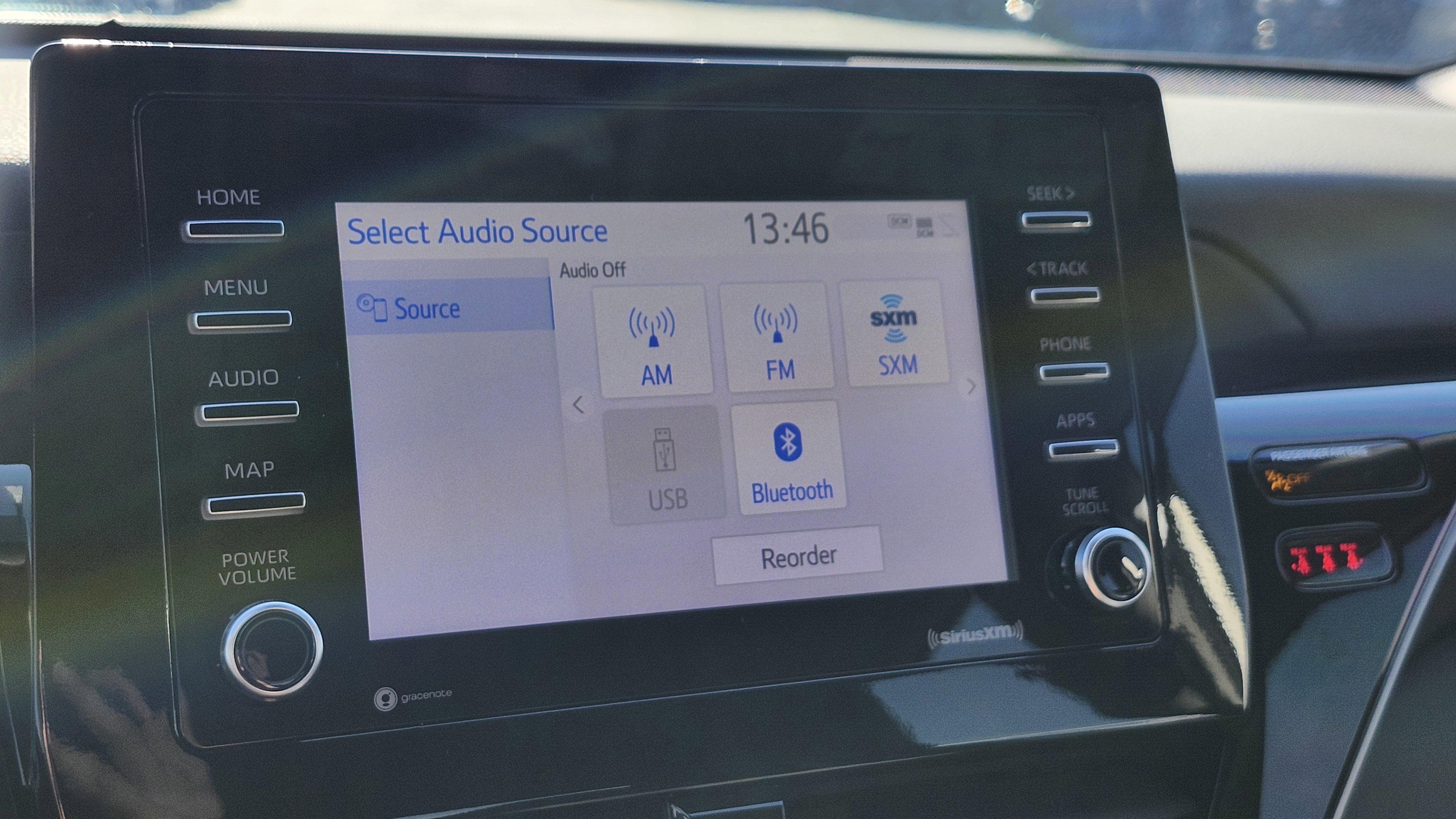 Used 2024 Toyota Camry SE image 25