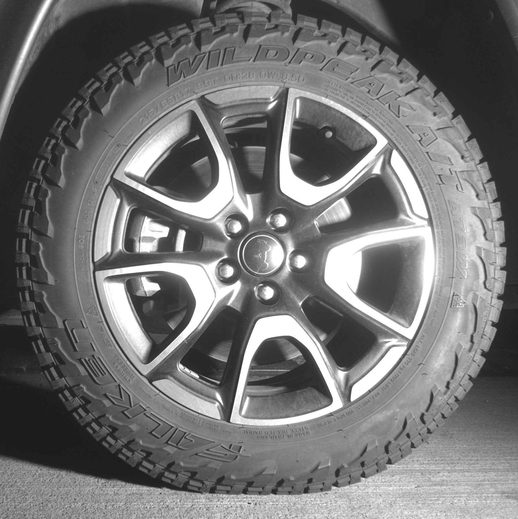 Used 2025 Jeep Compass Trailhawk image 12