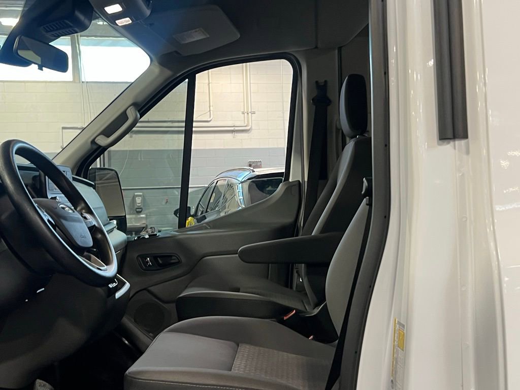 Used 2024 Ford Transit 350 XL image 18