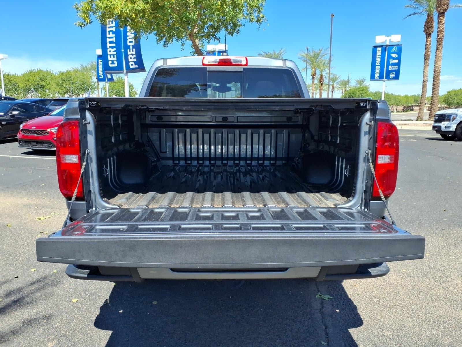 Used 2019 Chevrolet Colorado Z71 RWD image 16