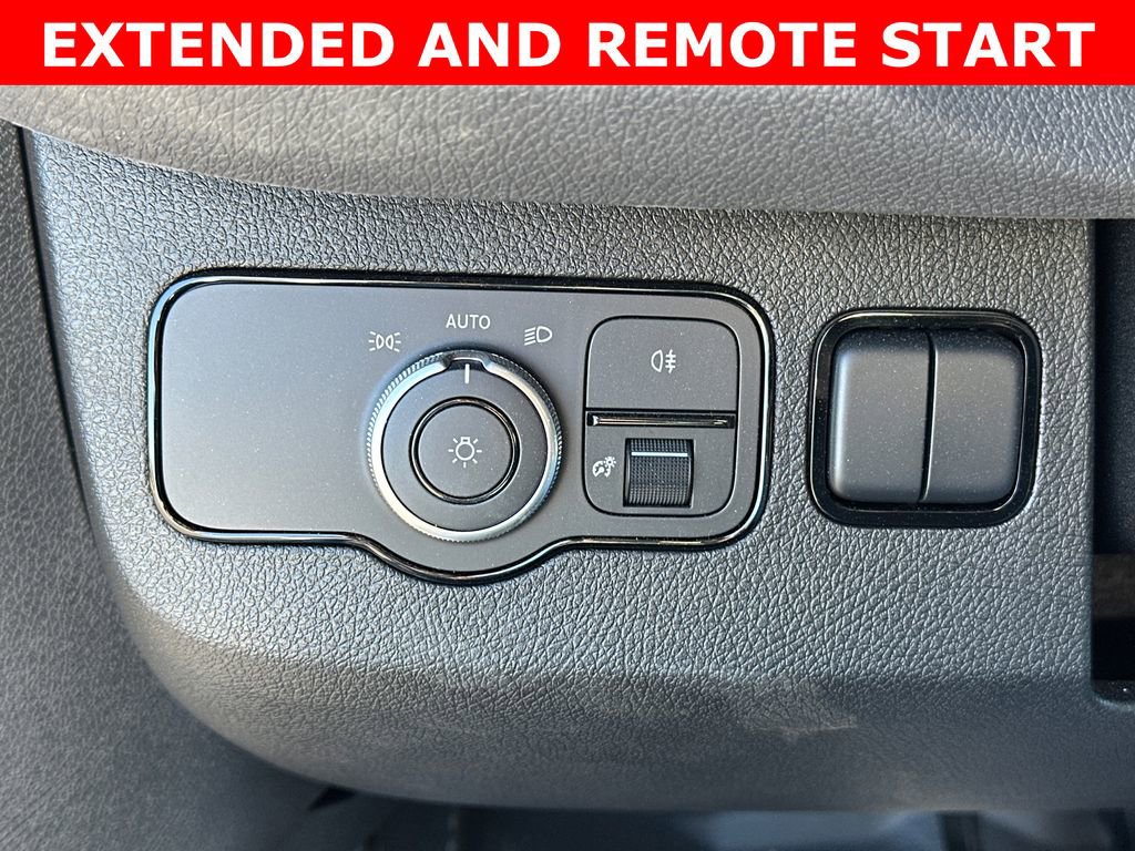 Used 2025 Mercedes-Benz Sprinter 3500 image 7