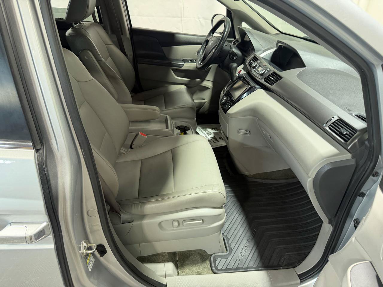 Used 2015 Honda Odyssey EX-L image 12