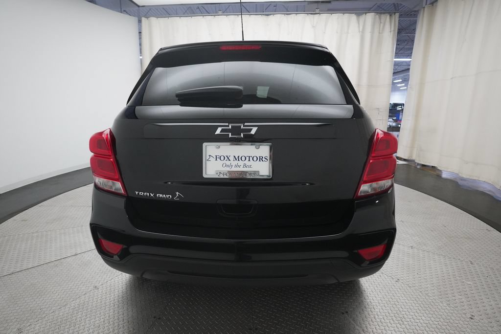 Used 2022 Chevrolet Trax LT w/ Midnight Edition AWD/4WD image 25