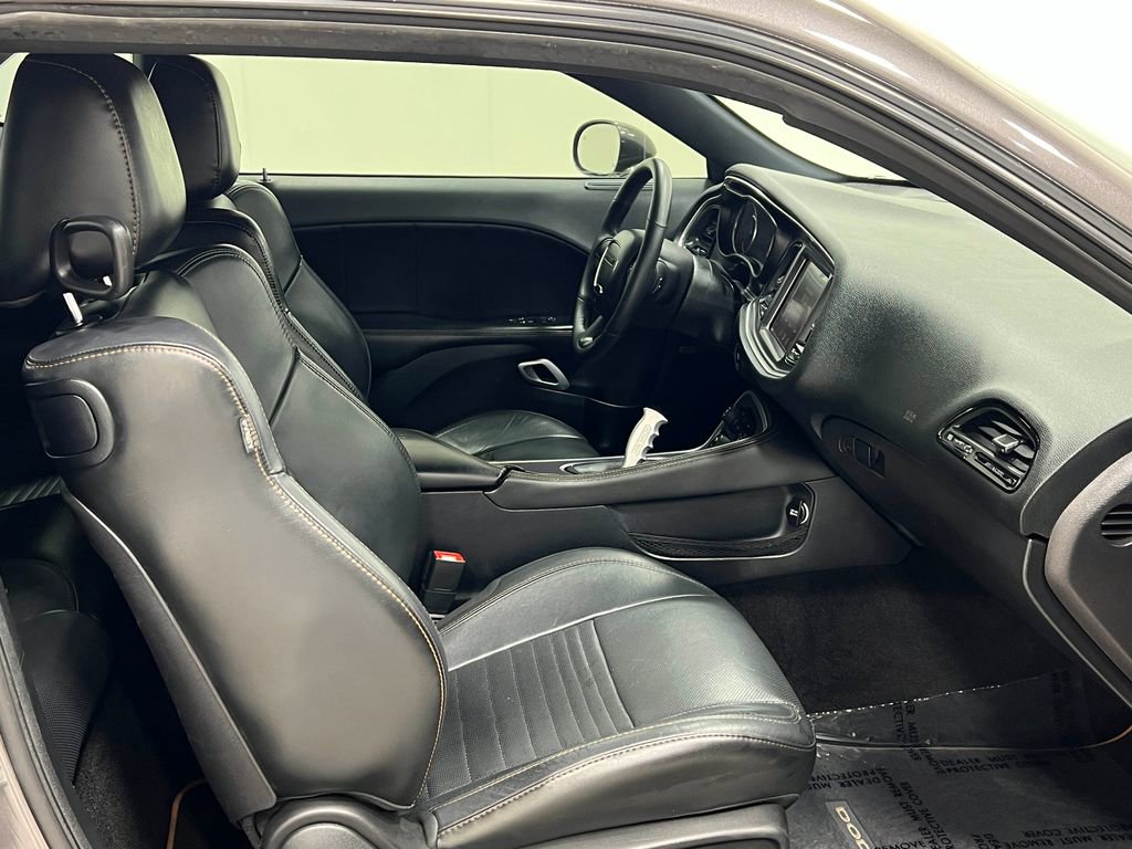 Used 2016 Dodge Challenger R/T Scat Pack RWD image 34