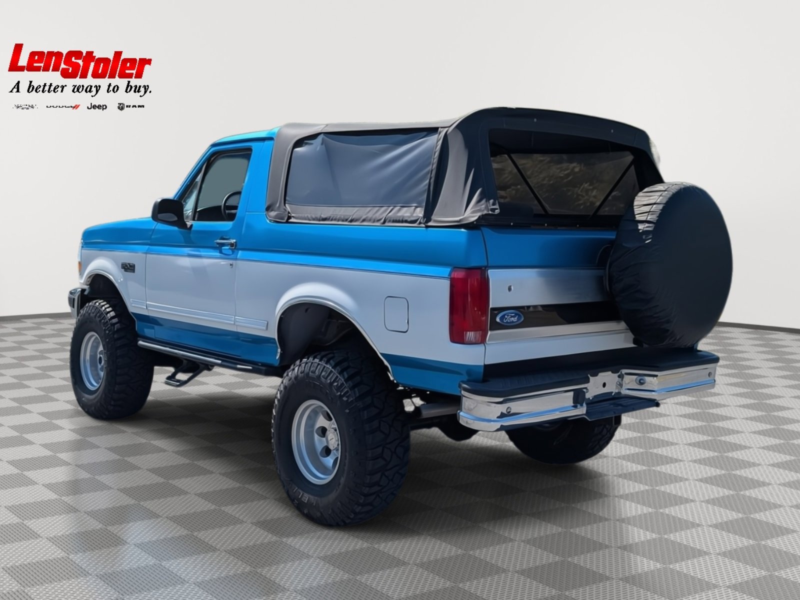 Used 1994 Ford Bronco XLT image 4