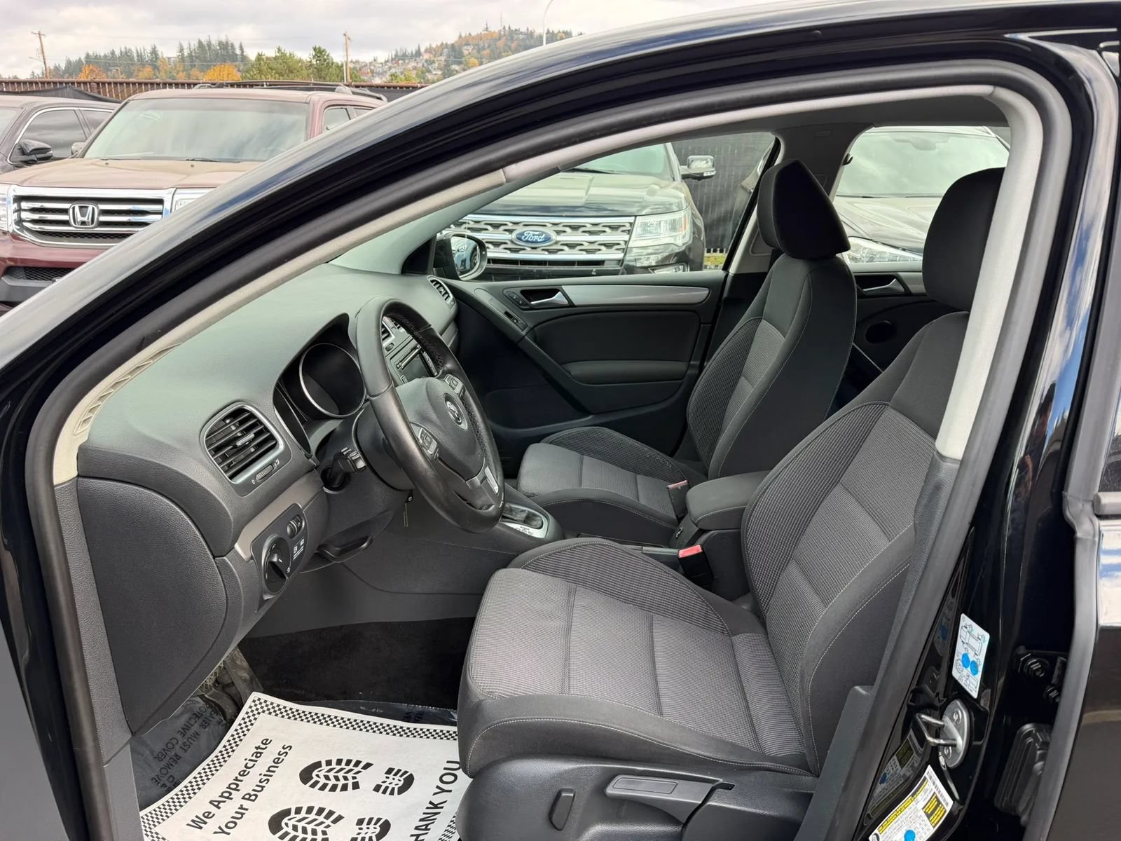 Used 2011 Volkswagen Golf TDI FWD image 8