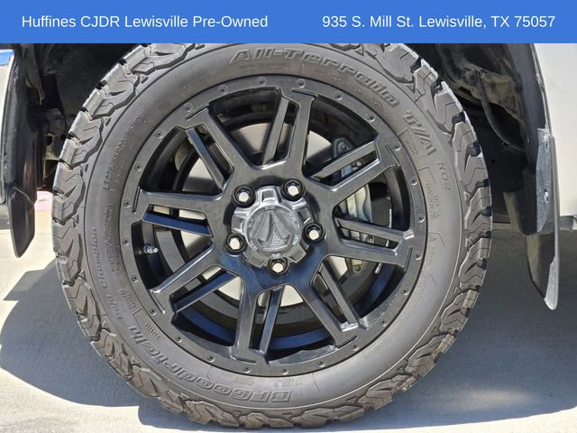 Used 2020 Toyota Tundra SR5 w/ SR5 Upgrade Package image 12