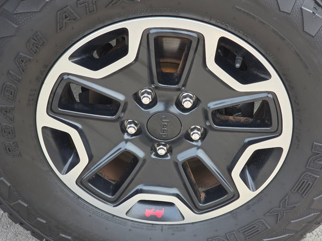 Used 2016 Jeep Wrangler Unlimited Rubicon AWD/4WD image 20