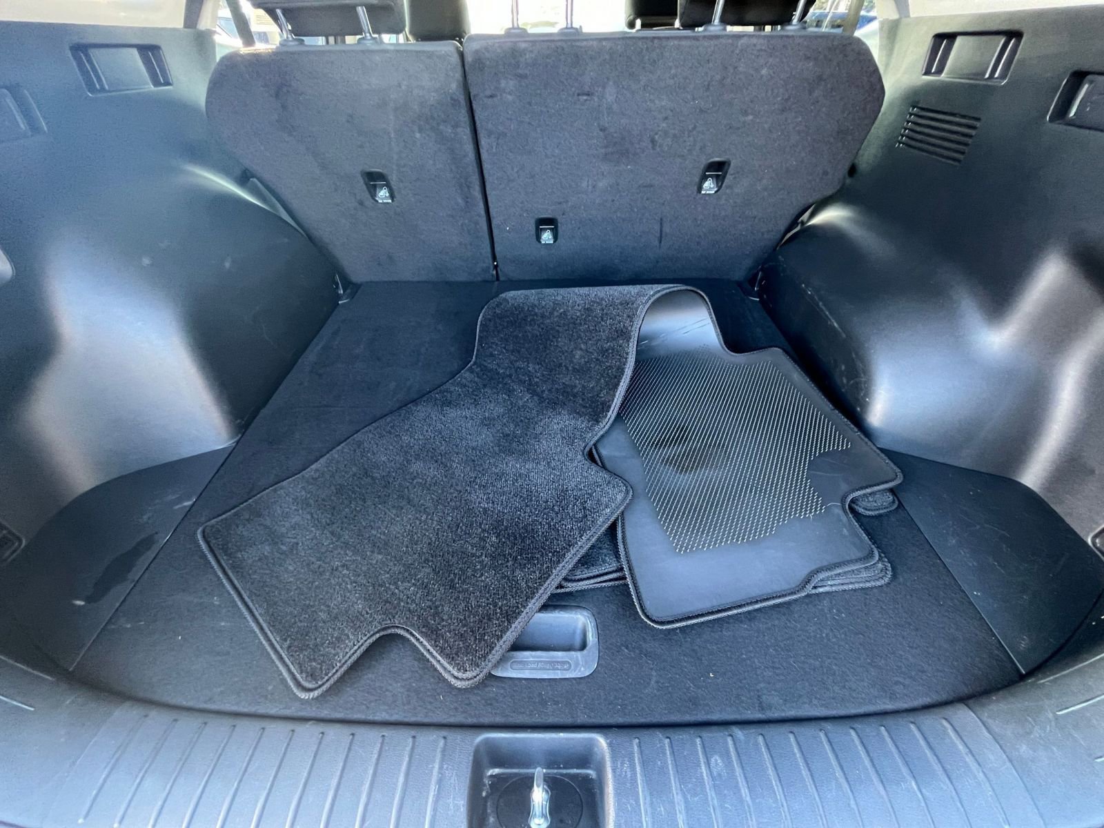 Used 2025 Kia Sportage LX image 31