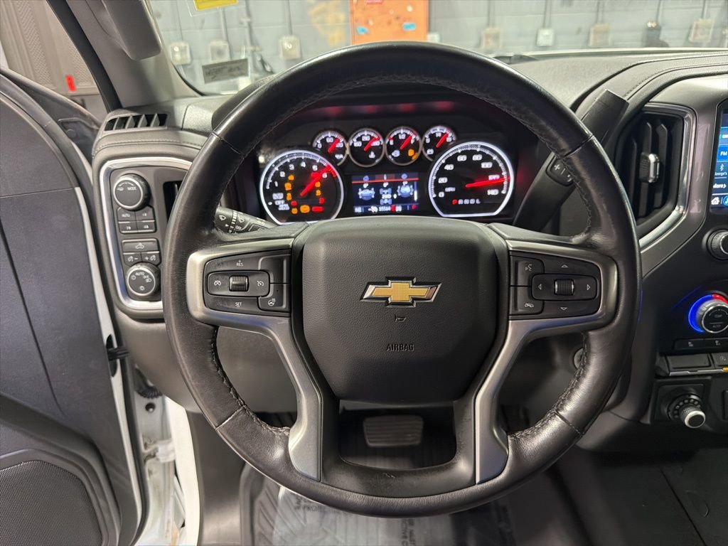 Used 2022 Chevrolet Silverado 1500 LT image 14