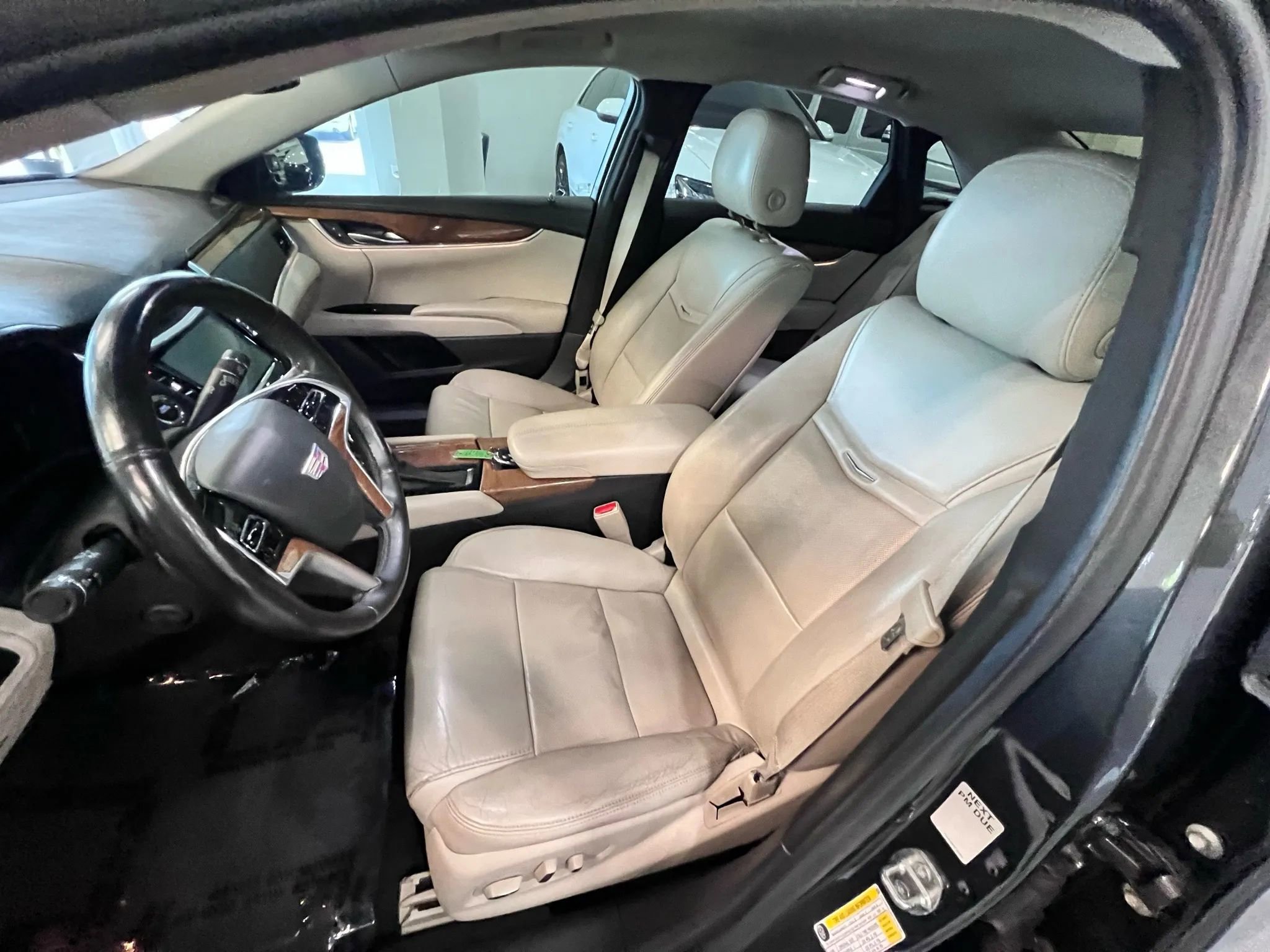 Used 2019 Cadillac XTS Luxury image 9