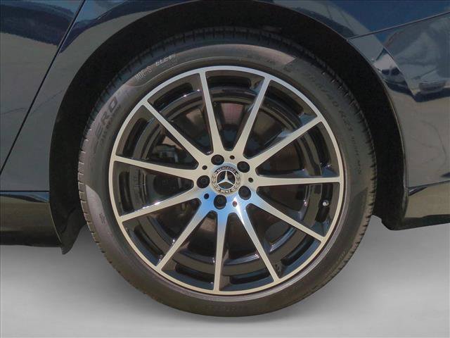 Used 2022 Mercedes-Benz EQS 580 4MATIC Sedan image 26