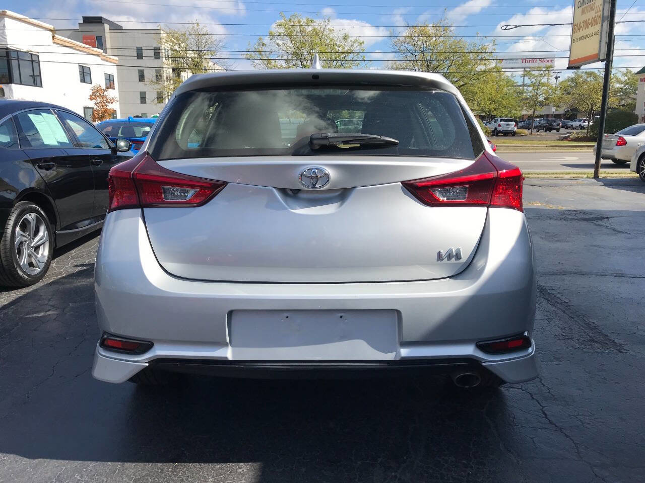 Used 2017 Toyota Corolla iM image 6