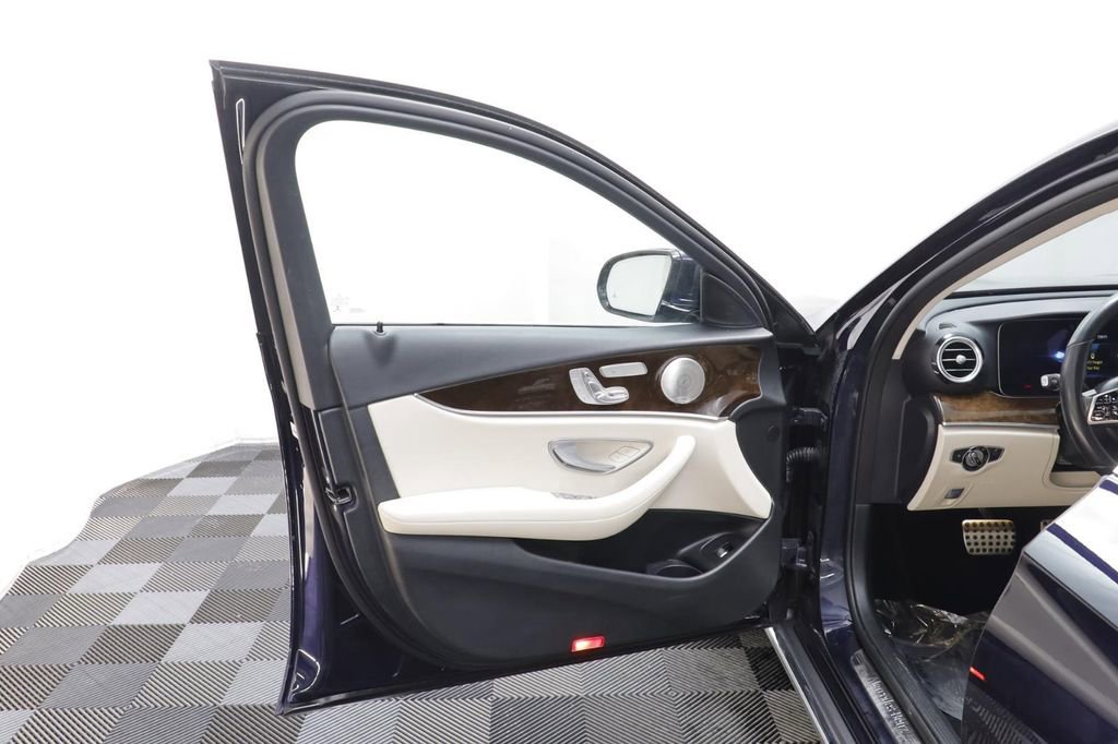 Used 2022 Mercedes-Benz E 450 4MATIC All-Terrain Wagon image 5