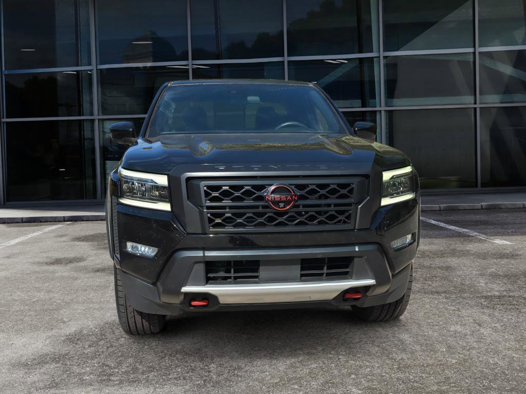 Used 2022 Nissan Frontier Pro-X image 2