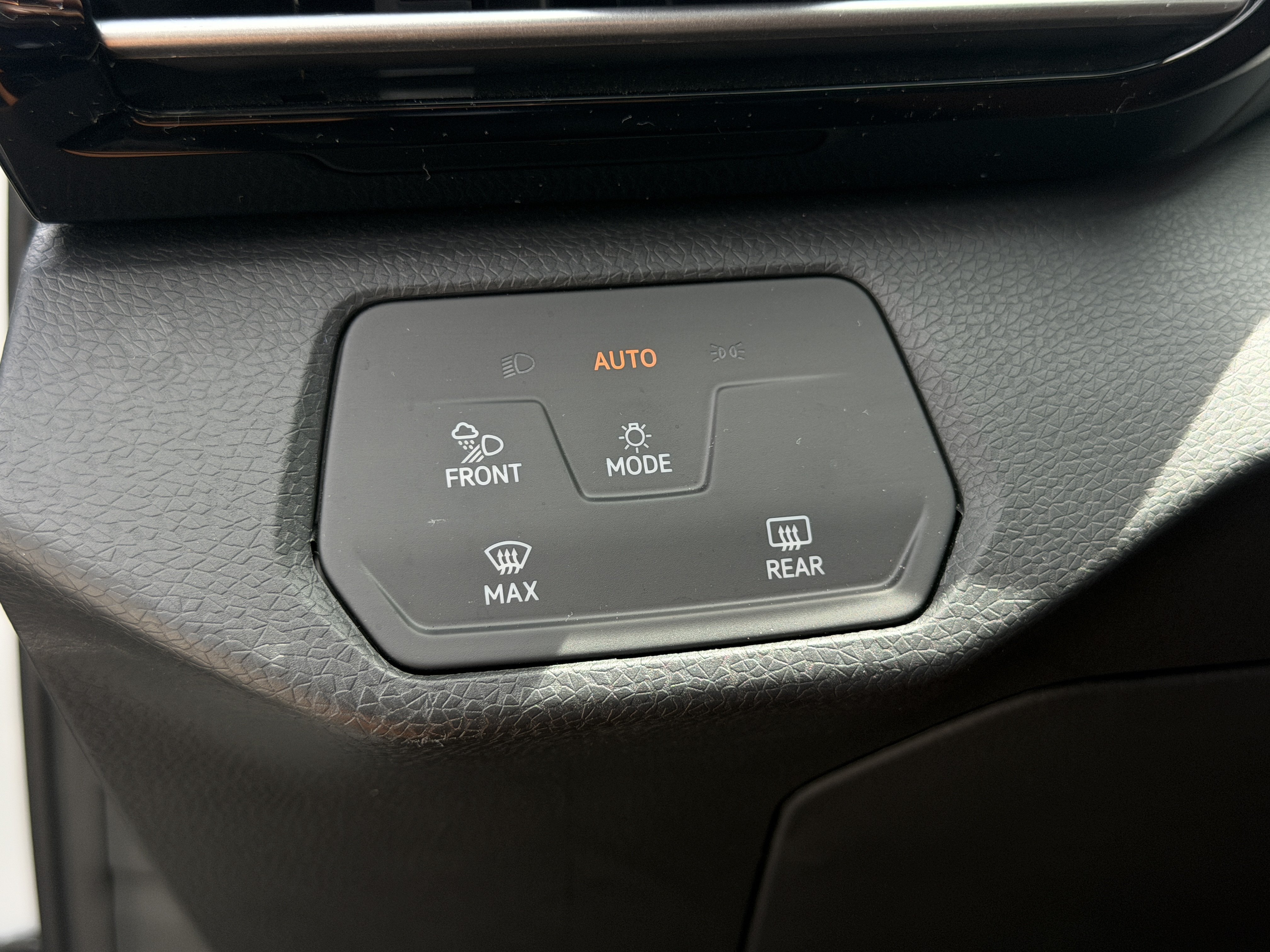 Certified 2023 Volkswagen ID.4 Pro S RWD image 31