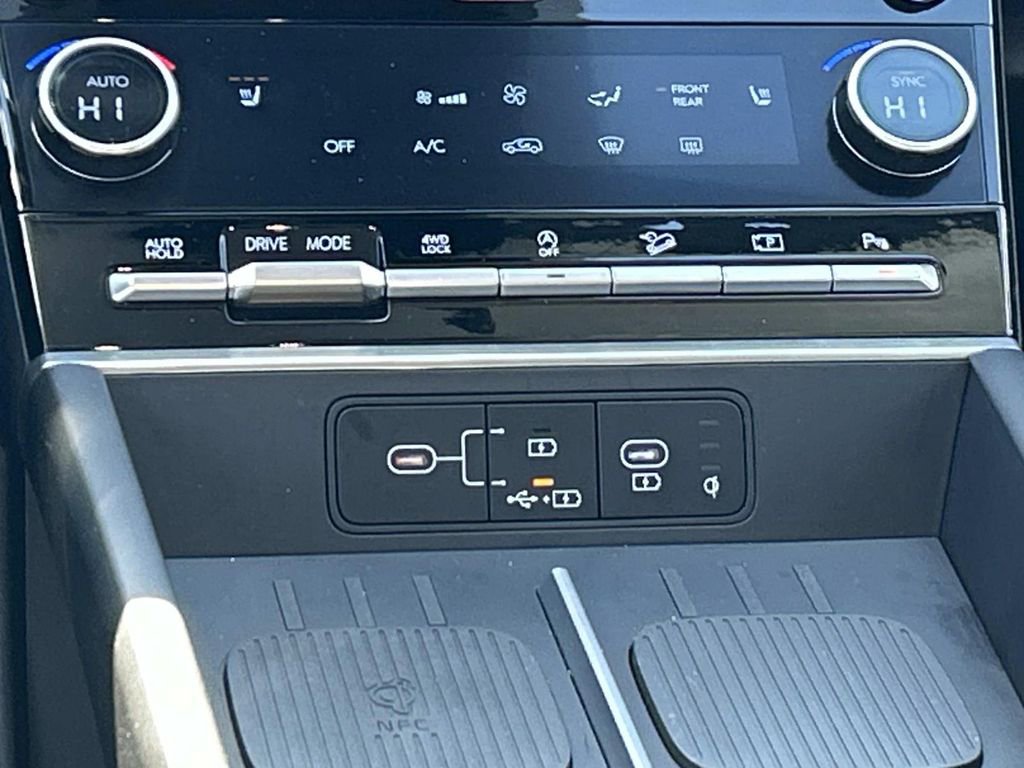 Used 2025 Hyundai Santa Fe SEL image 25