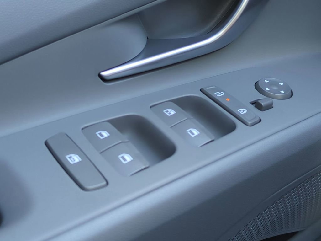 New 2026 Hyundai Elantra SEL Sport image 28