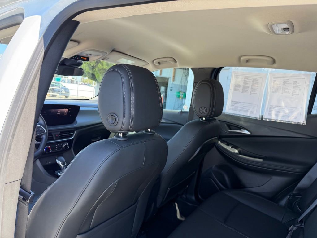 Used 2024 Buick Encore GX Sport Touring w/ Comfort Package image 17