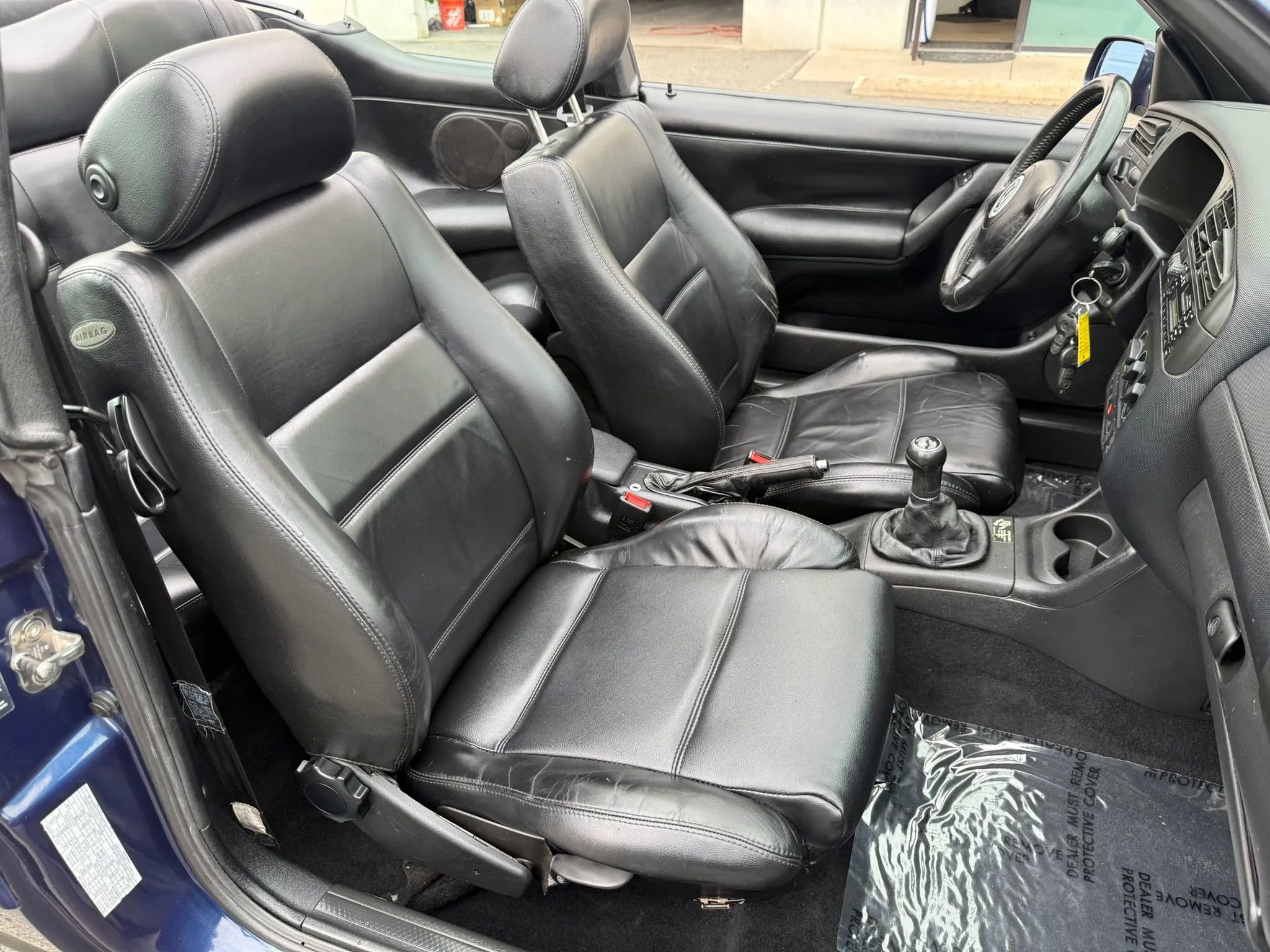 Used 2000 Volkswagen Cabrio GLS FWD image 24