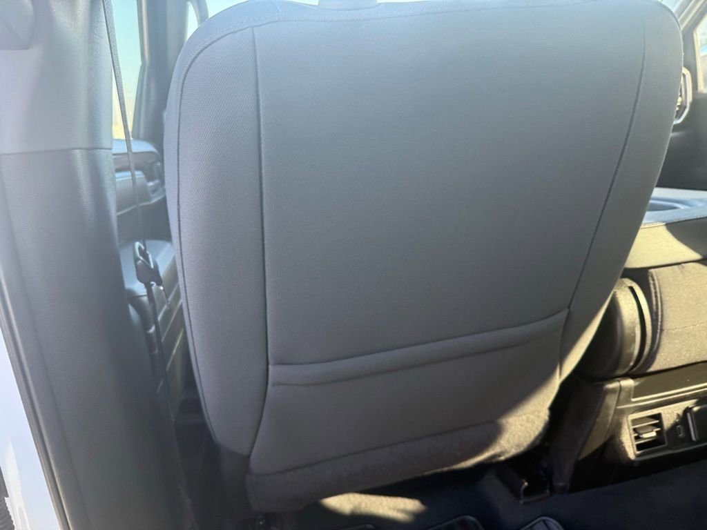 Used 2023 Chevrolet Silverado 1500 LT image 31