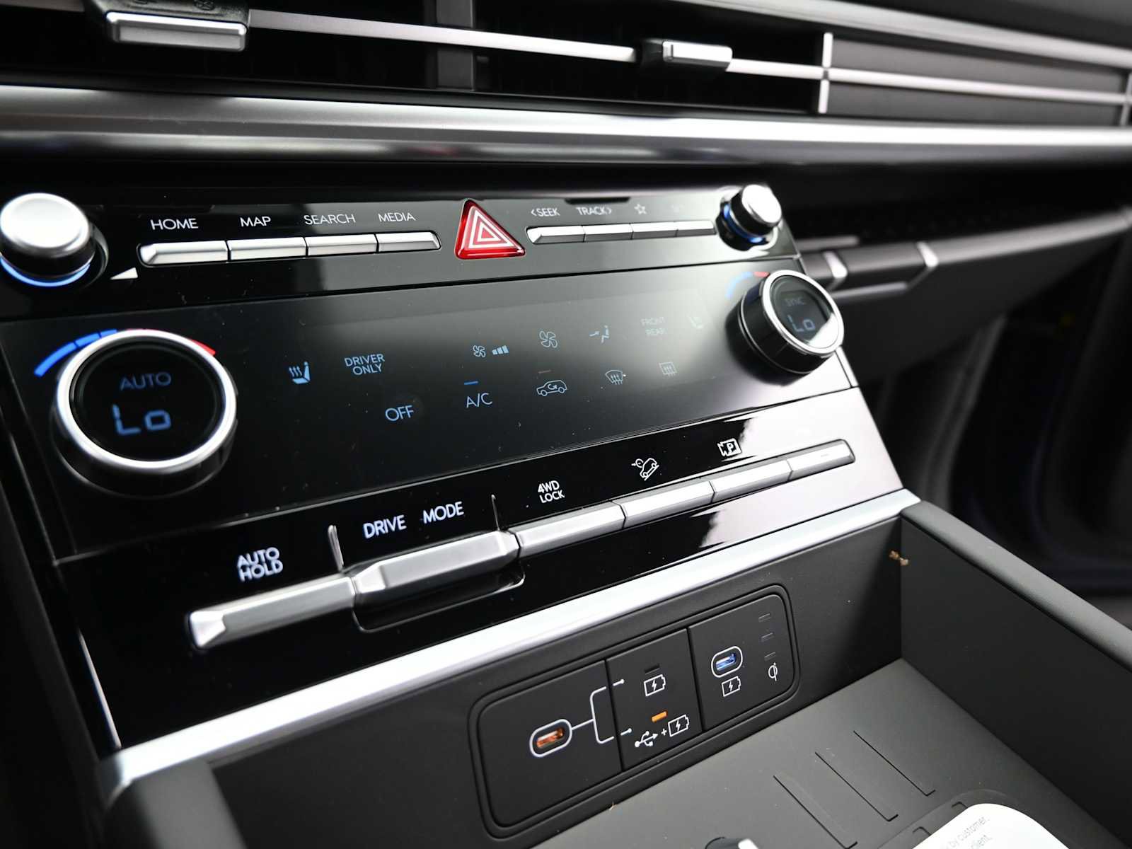 New 2026 Hyundai Santa Fe SEL image 18