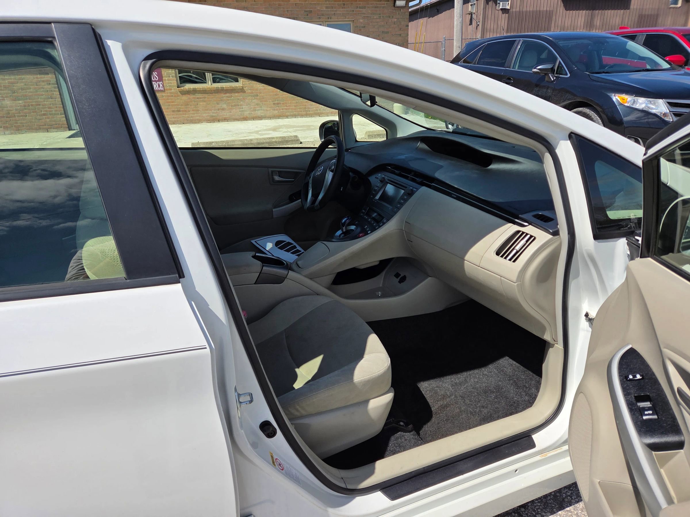 Used 2012 Toyota Prius Three w/ Solar Roof Pkg FWD image 22