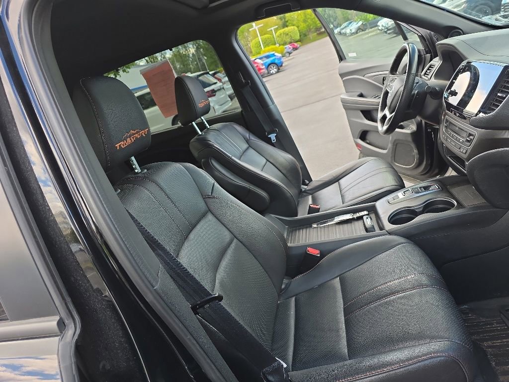 Used 2023 Honda Passport TrailSport image 26