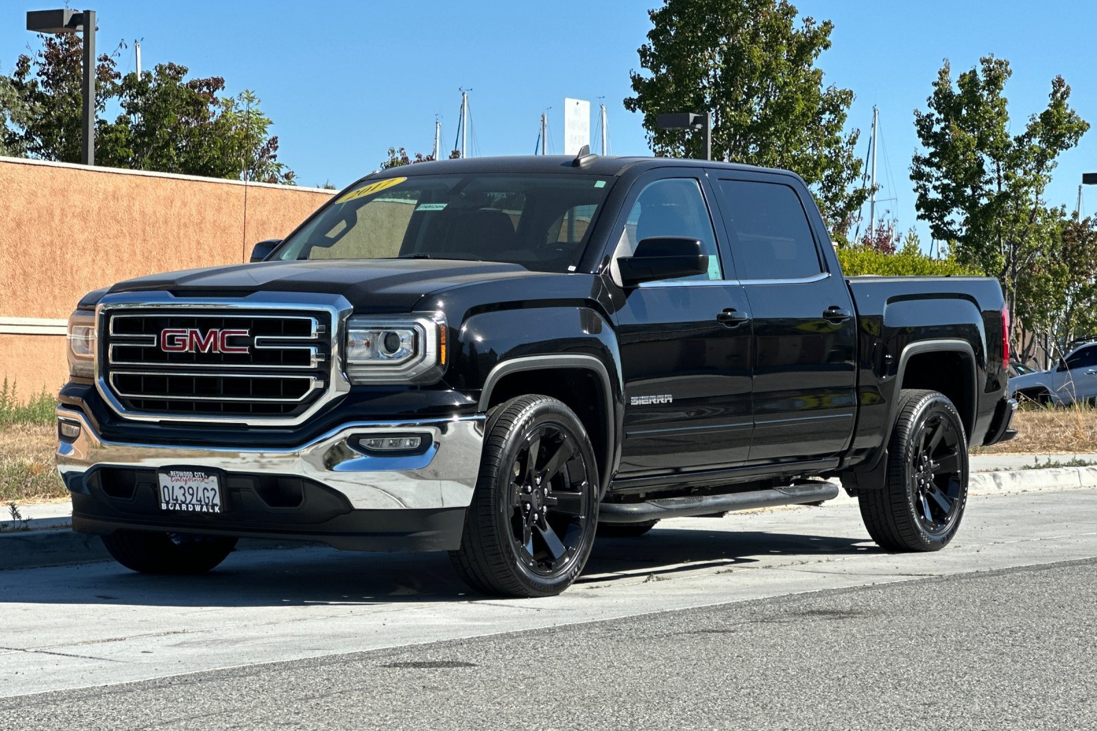 Used 2017 GMC Sierra 1500 SLE RWD image 8