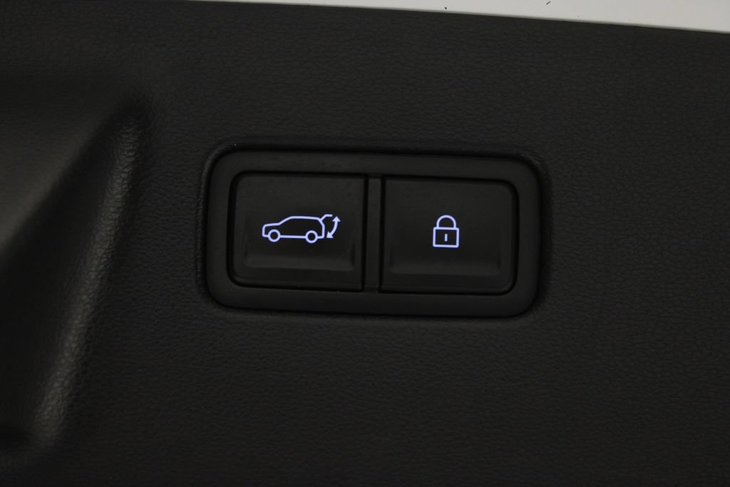 Certified 2024 Hyundai Santa Fe SEL FWD image 19