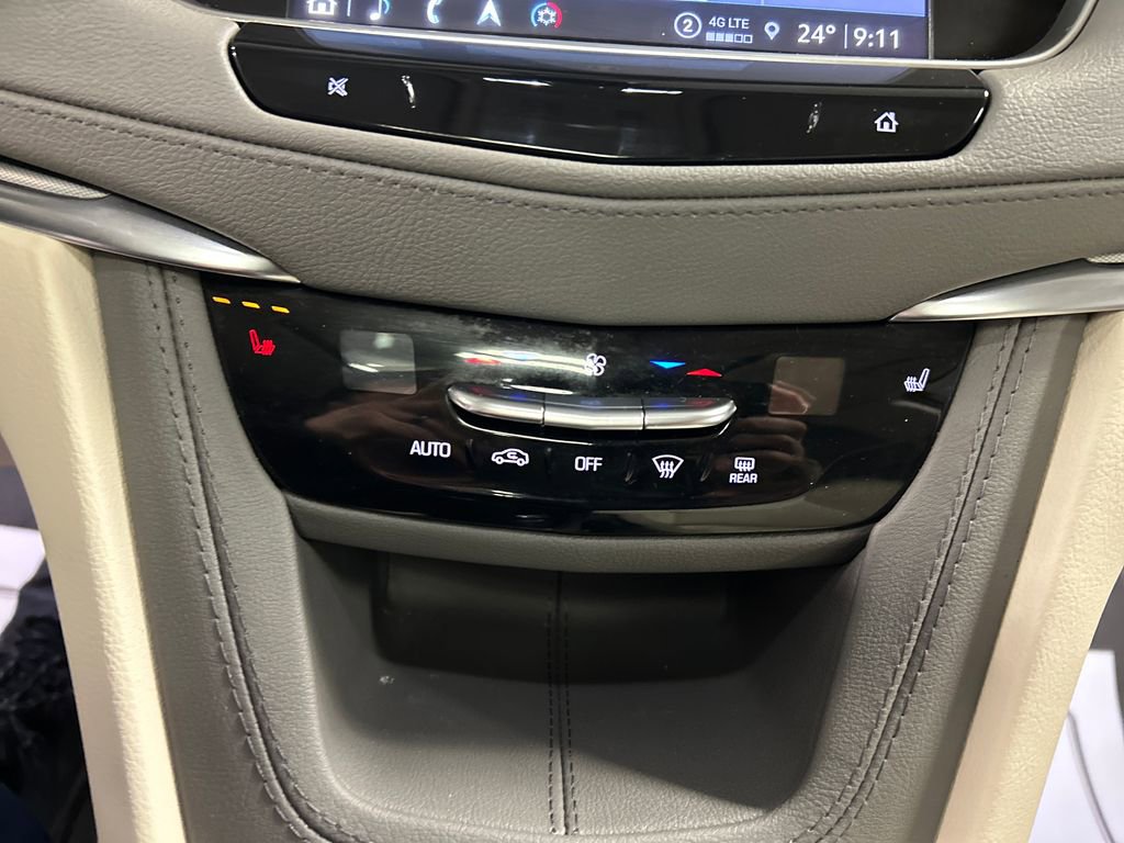 Used 2024 Cadillac XT5 Premium Luxury w/ Technology Package image 19
